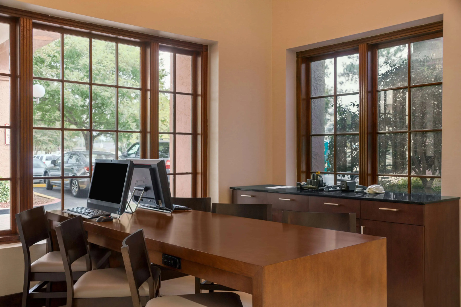 Embassy Suites Hotel Baton Rouge