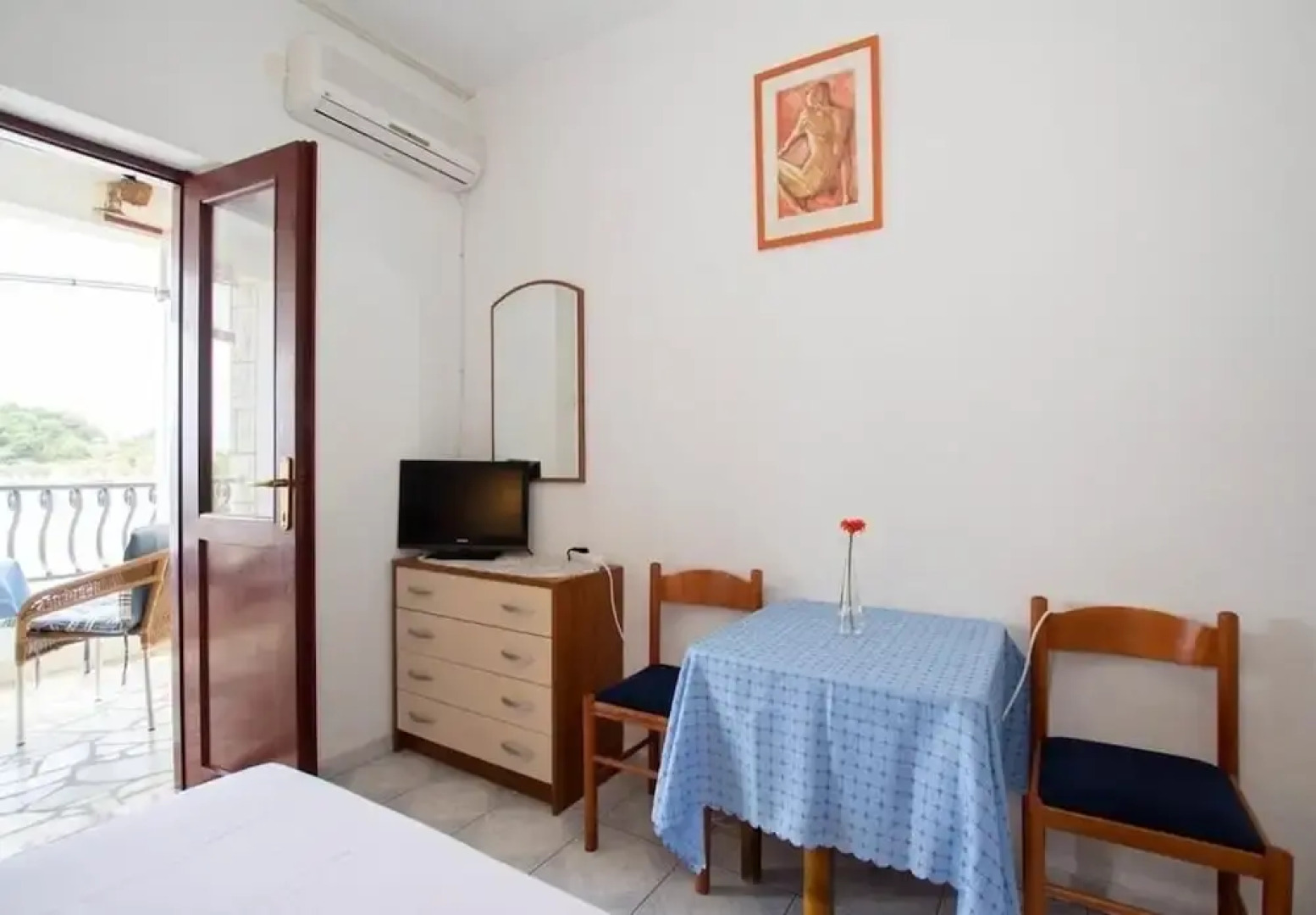 Juri - 10 m From sea - SA4