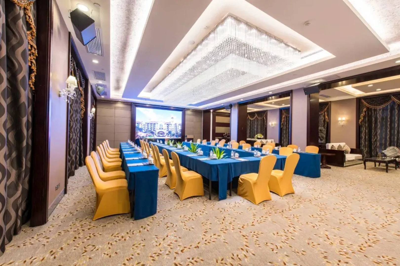 Country Garden Sun City Phoenix Hotel