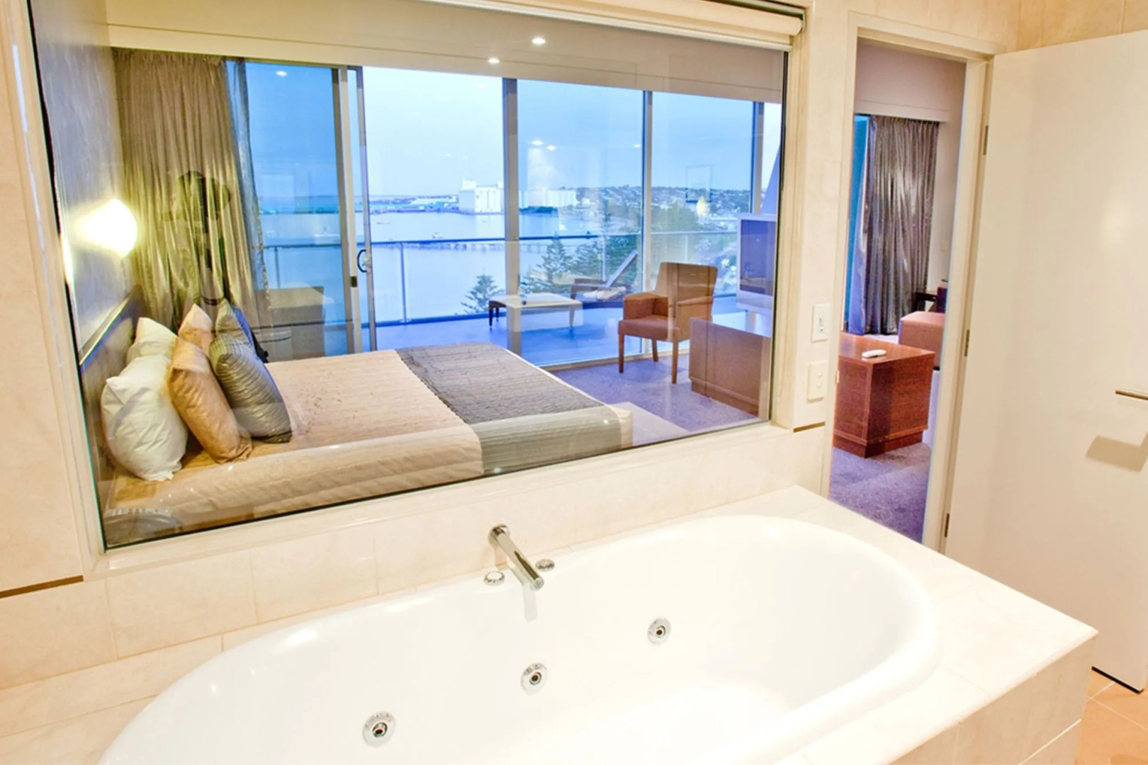 The Port Lincoln Hotel