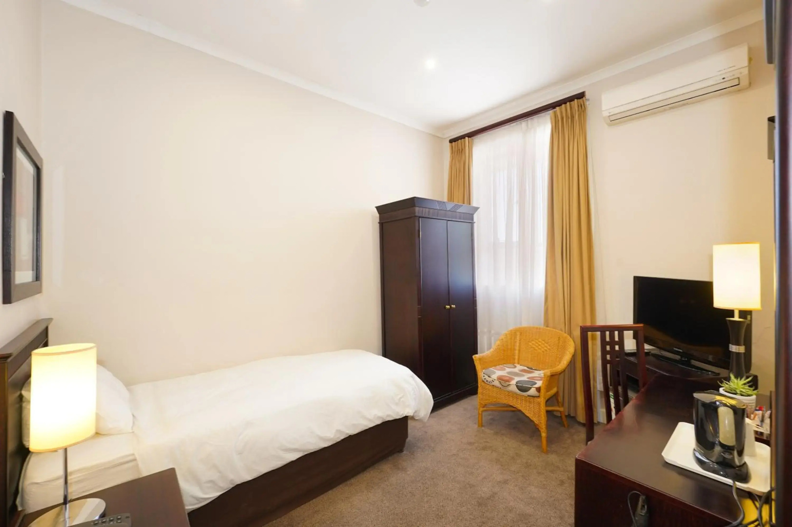 Cumberland Hotel Worcester