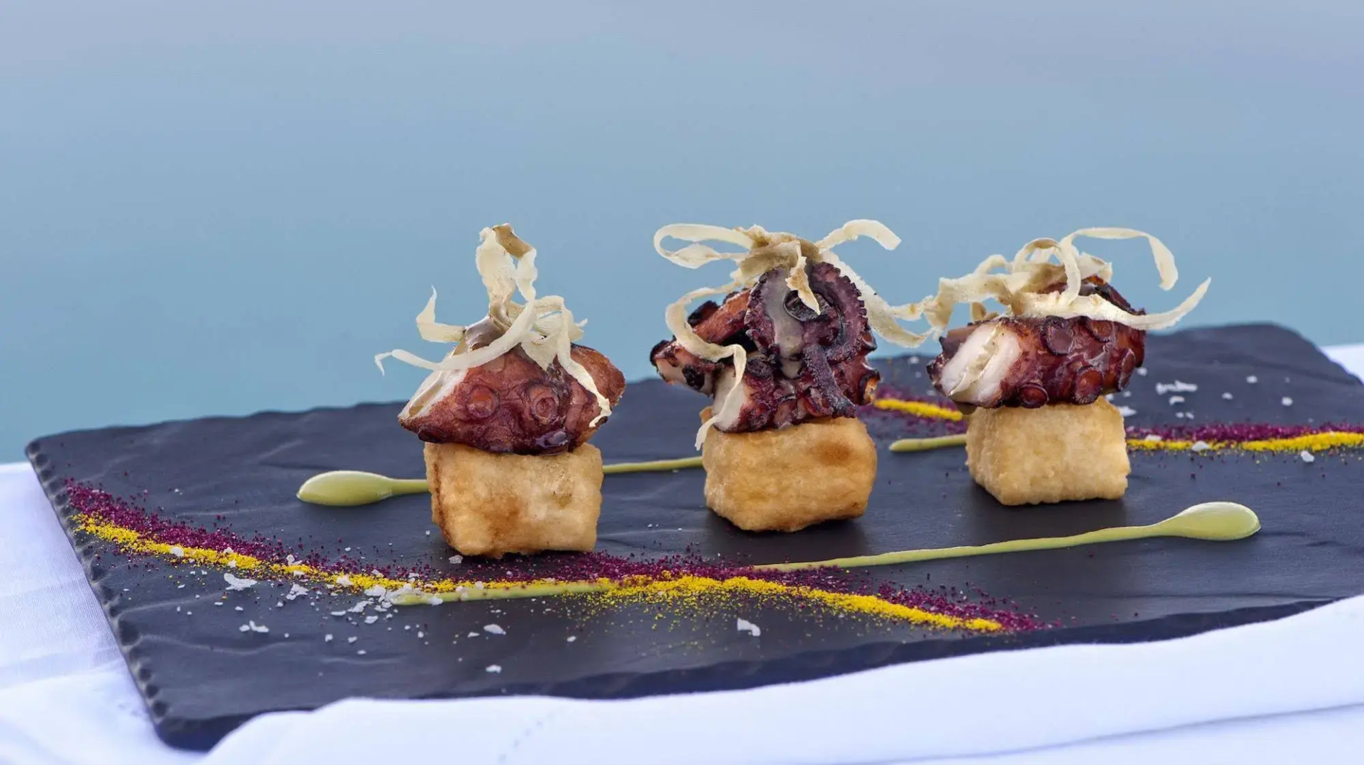 Grace Hotel, Auberge Collection