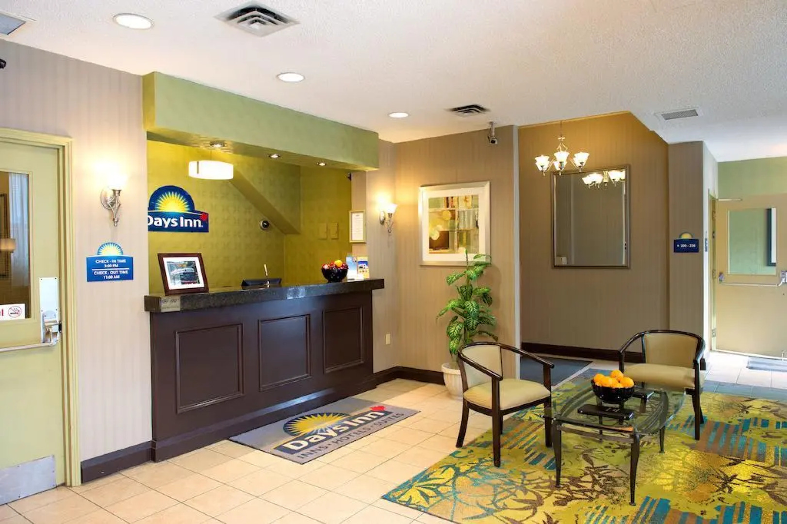 Days Inn by Wyndham Toronto East Beaches