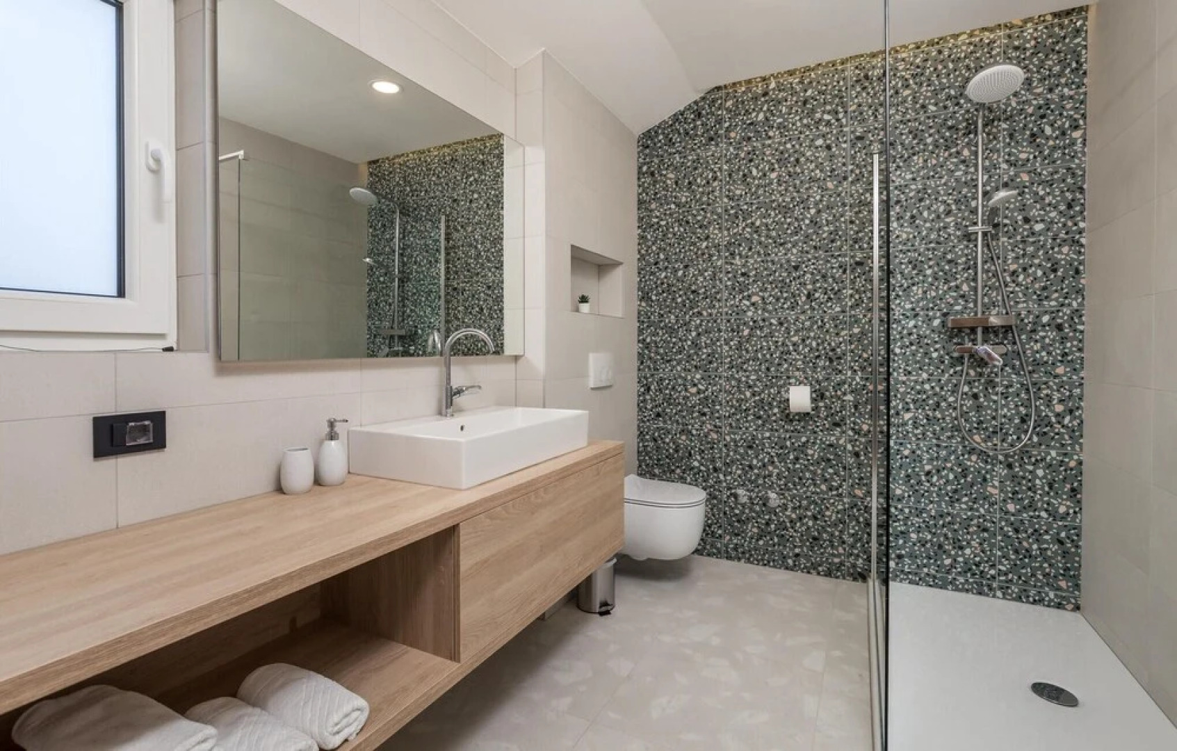 Beautiful Home in Prizna With Outdoor Swimming Pool, Wifi and 4 Bedrooms