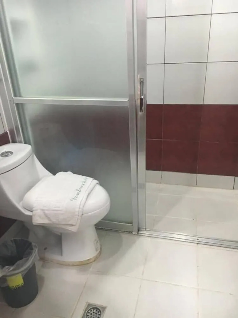 RK's Garden Breeze Hotel & Restaurant