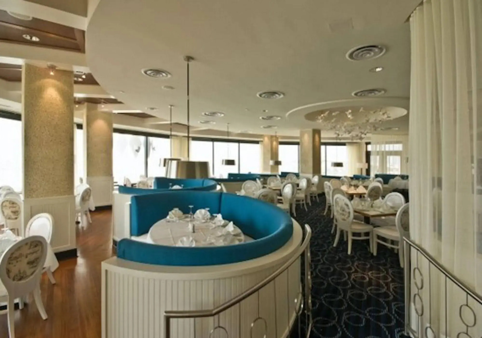 Emerald Grande Vacation Resort by Resort Stay