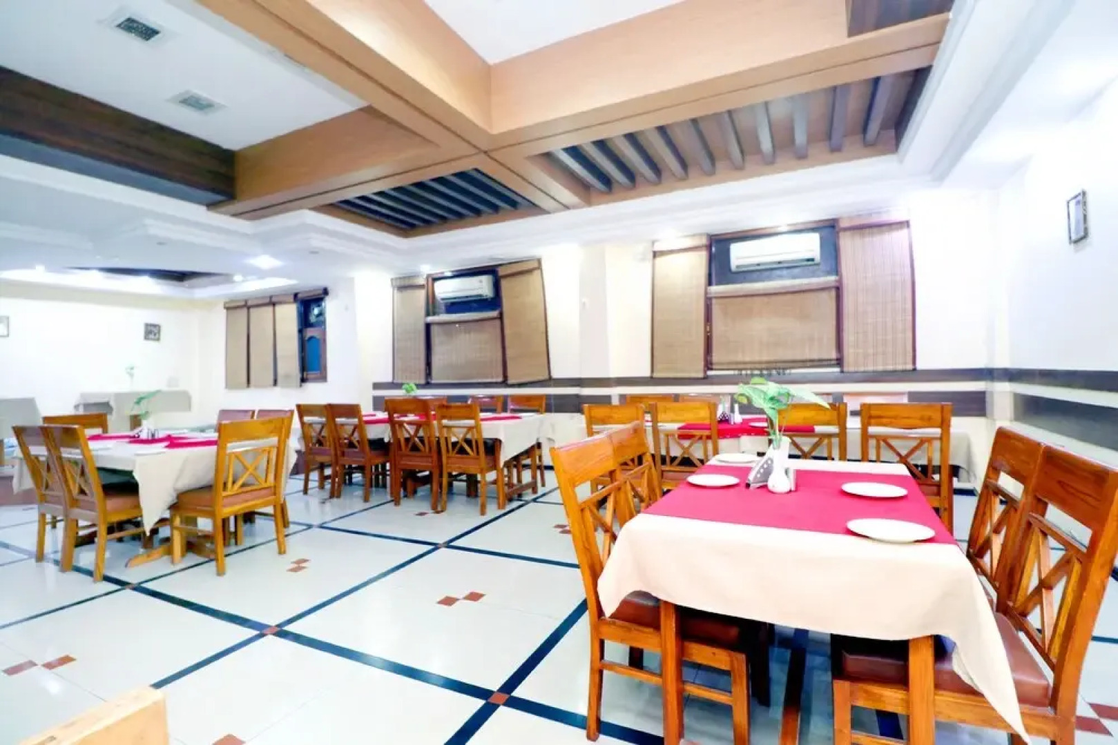 OYO 43237 Hotel Park Inn