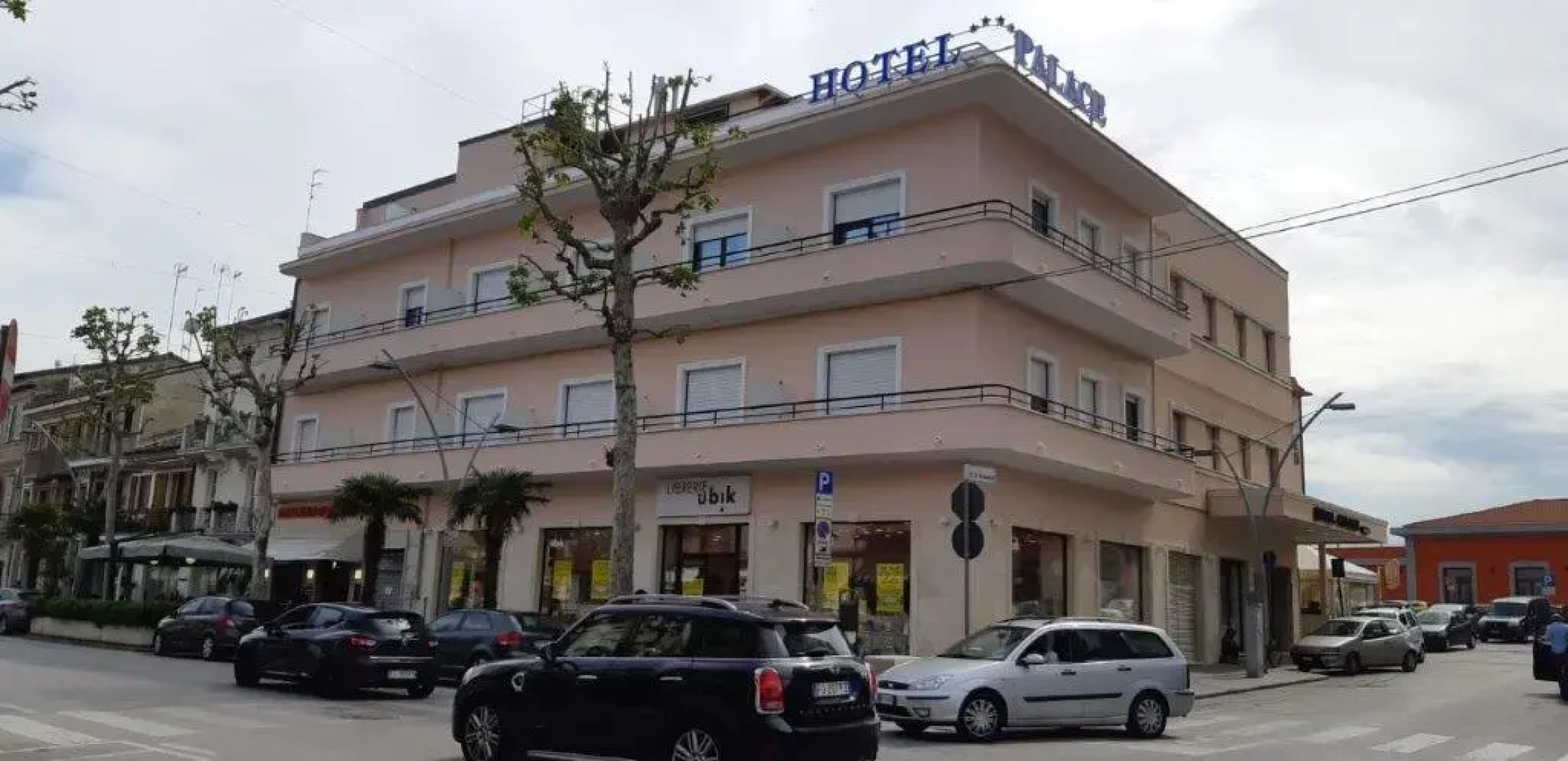Palace Hotel