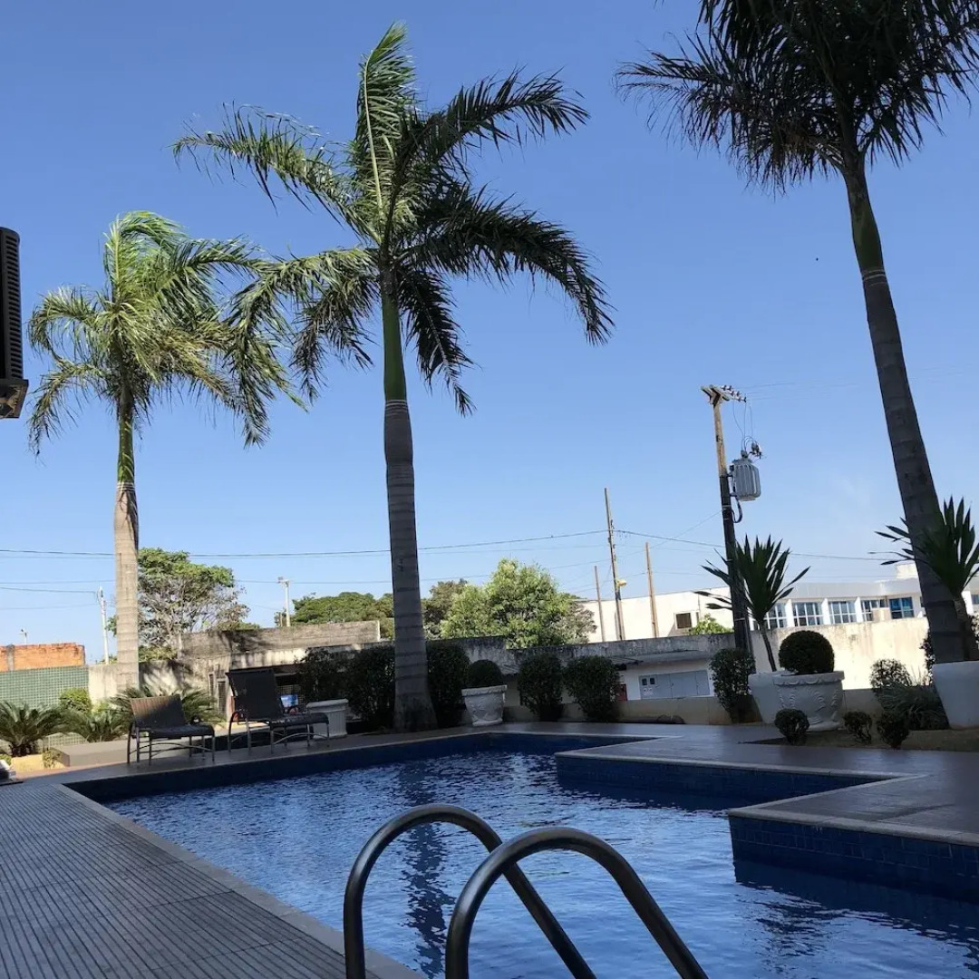 Shelton Palace Hotel