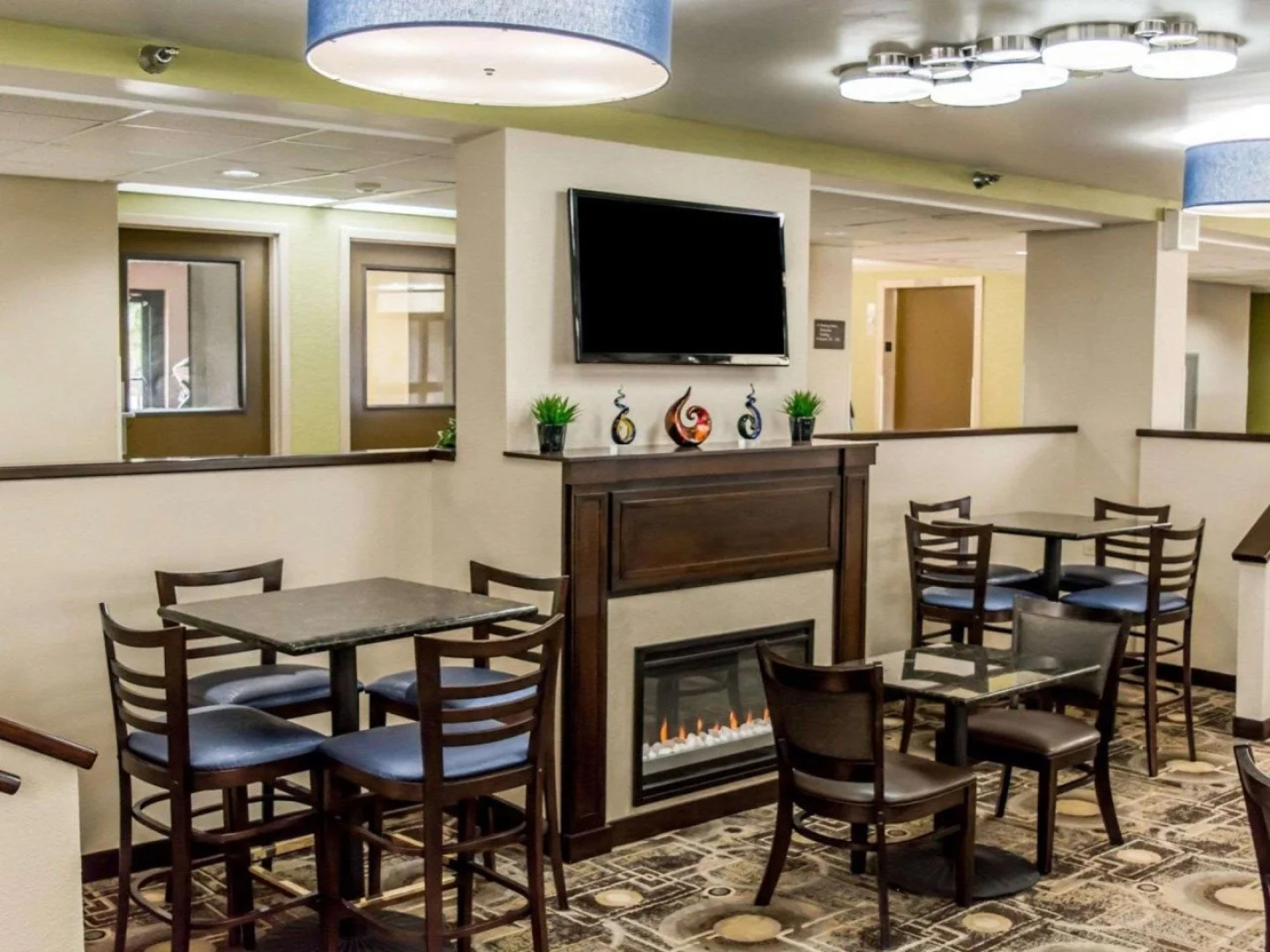 Comfort Inn & Suites St. Pete - Clearwater International Airport