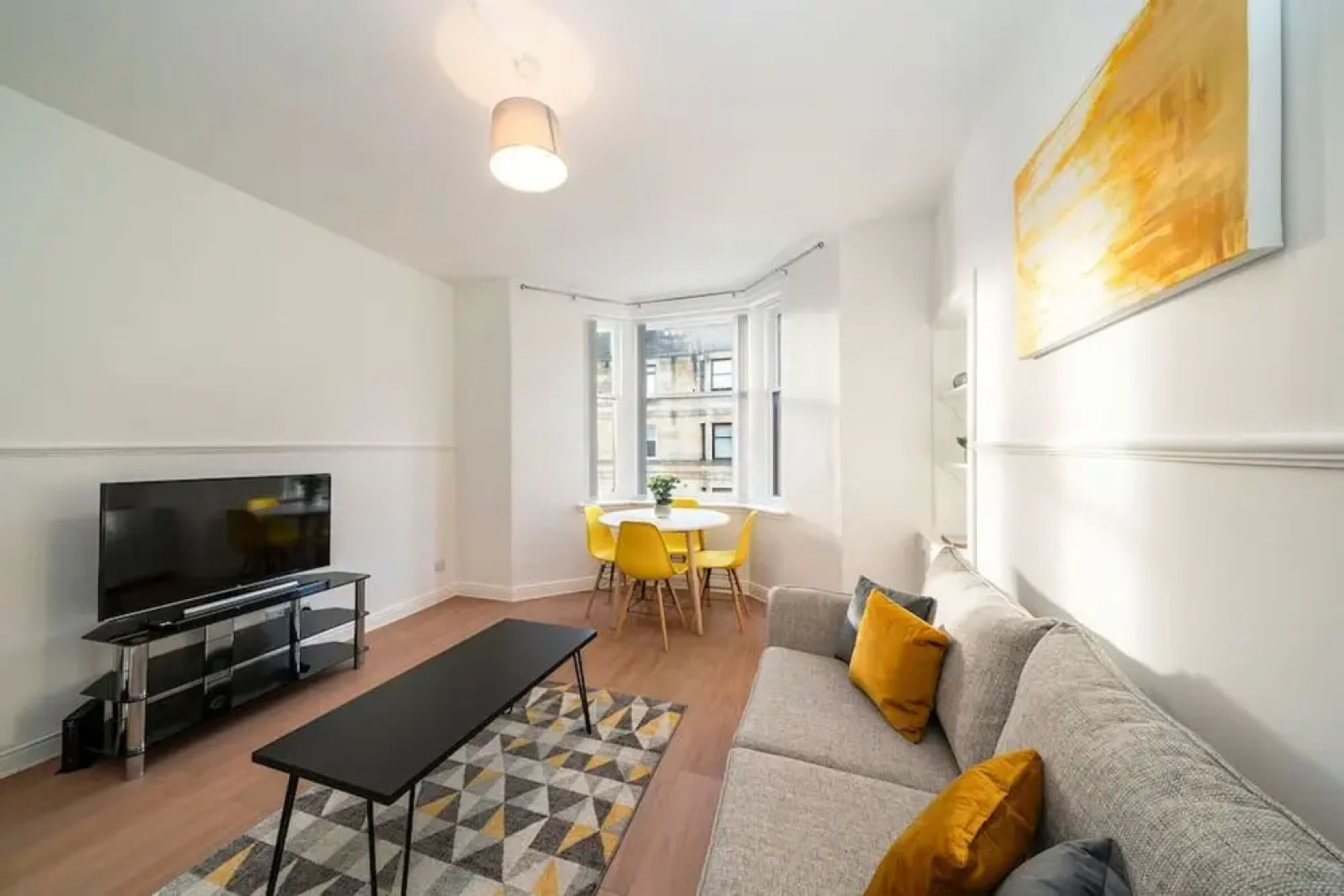 Dunn Street Apartment