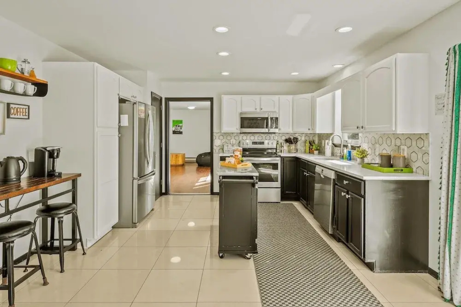 Mountain Mindset by Avantstay Pool Hot Tub Game Room Firepit