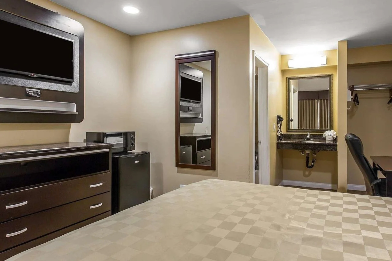 Rodeway Inn & Suites Chula Vista San Diego South