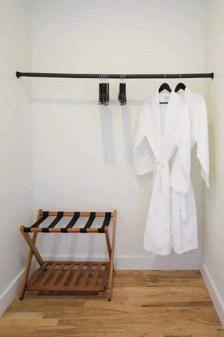 The Historic Schoolhouse Inn