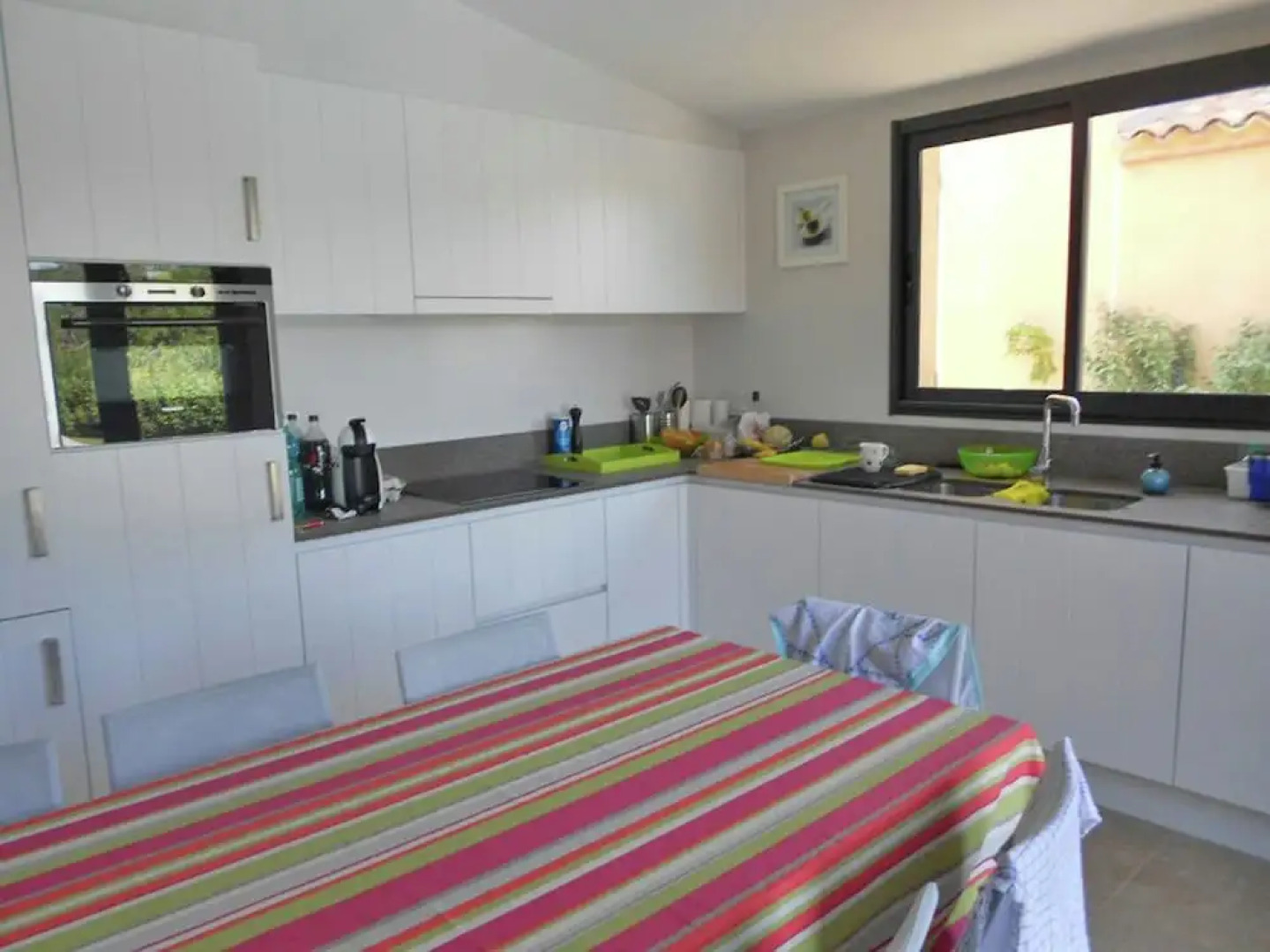 Luxury Villa With Heated Private Swimming Pool in Grounds Walking Distance From Malaucène