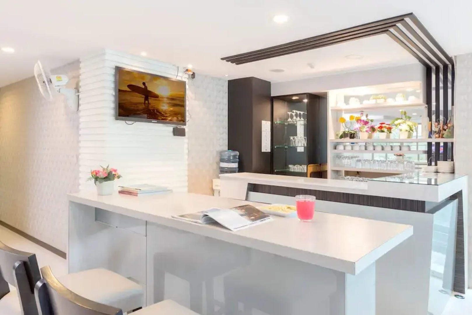 G1 Serviced Apartment Kamala Beach