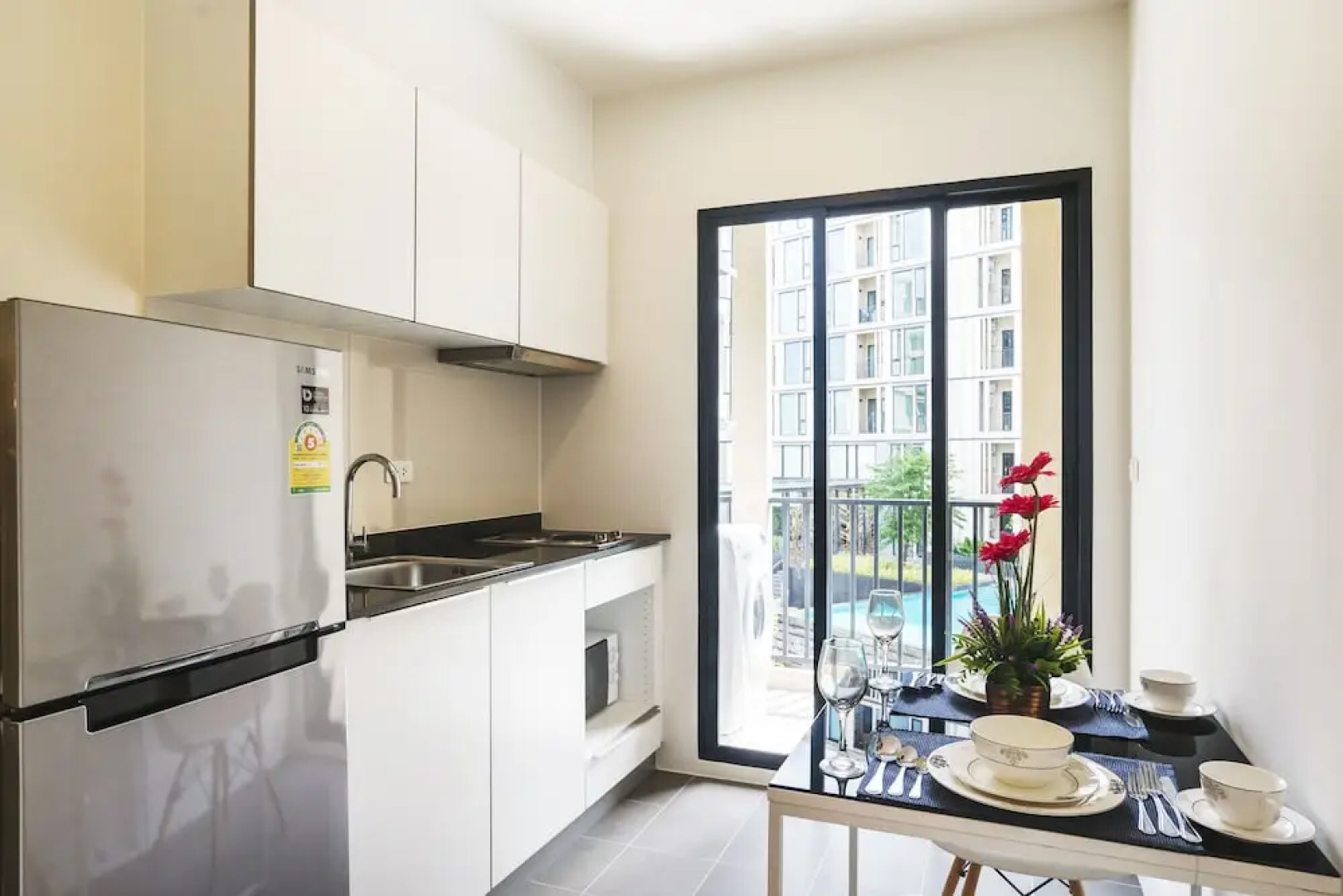 Favstay - The Base Uptown Phuket