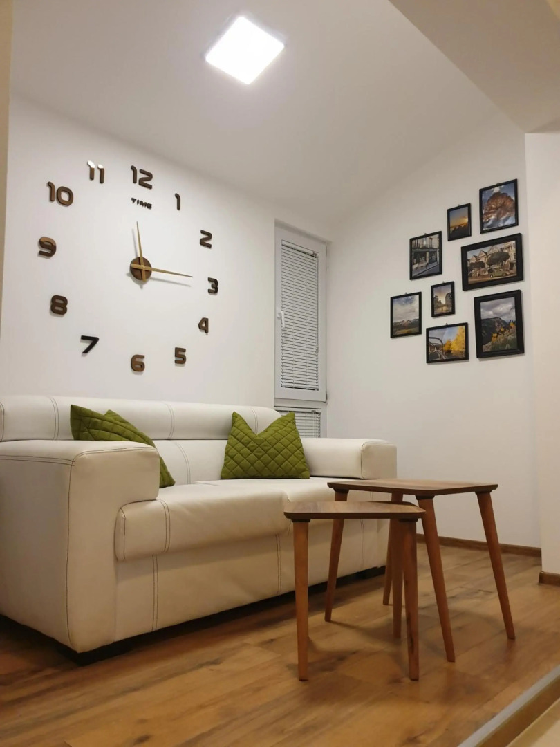 Sky Apartments Special