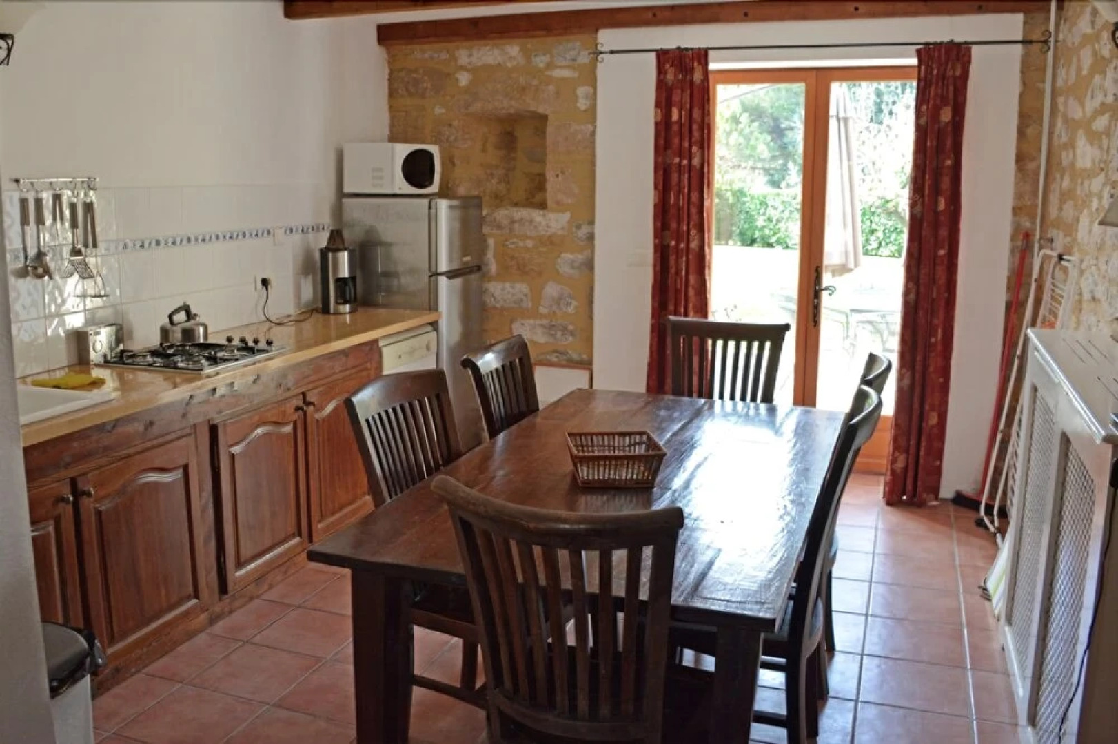 Wonderful location for weddings and parties by French château