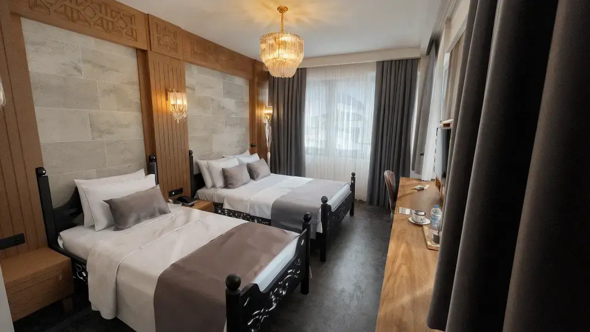 Turi̇sti̇k Palas Otel