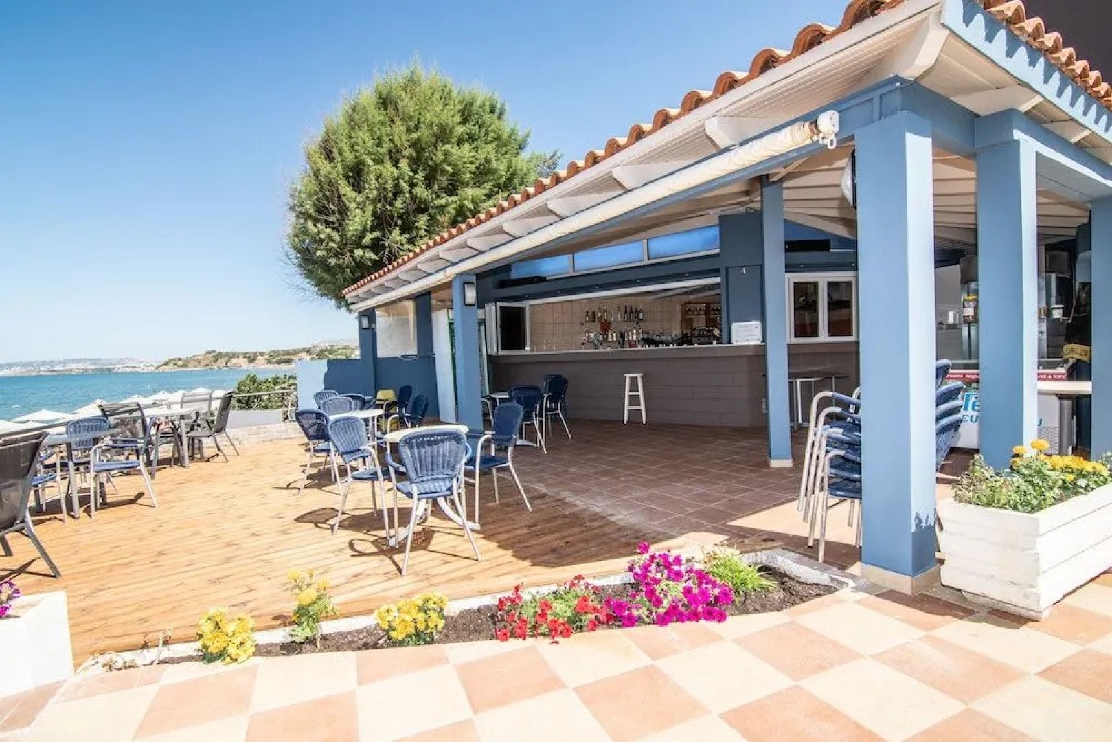 Girogiali Apartments