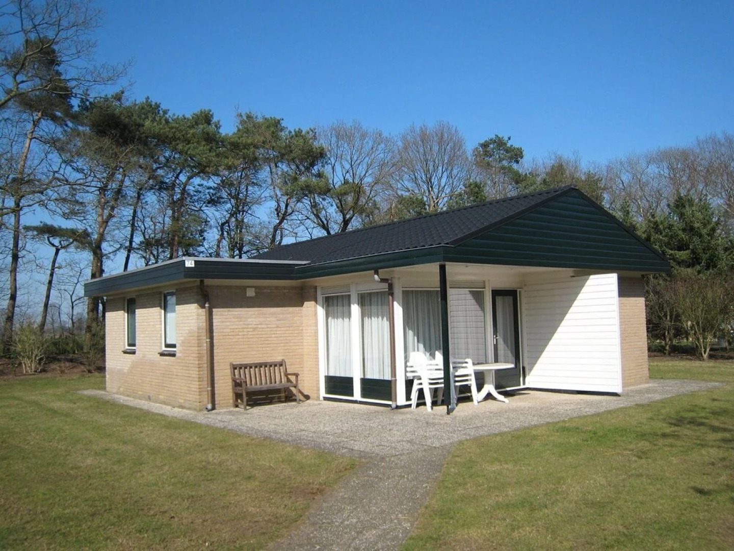 Tidy Bungalow With Large Garden, Located in Twente