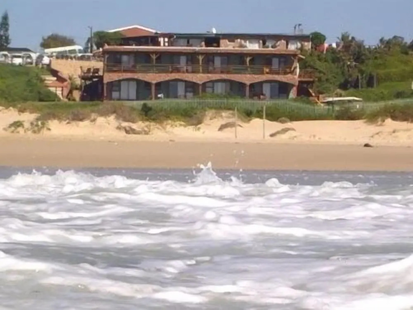 Island Vibe Jeffreys Bay Hostel