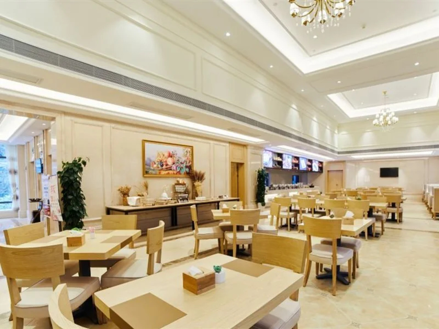 Vienna International Hotel(Shuanglong airport store of Guiyang Airport)