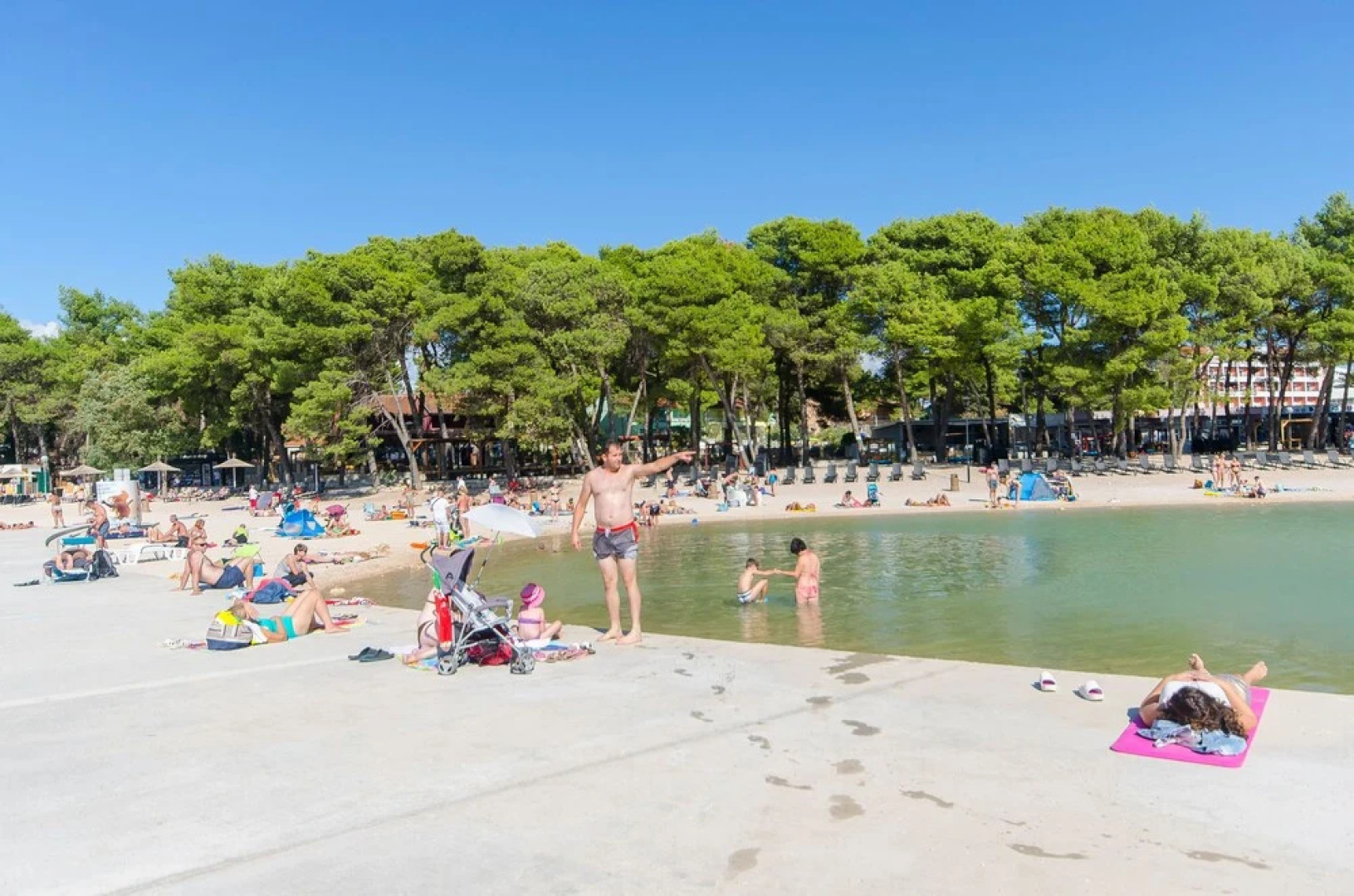 Apartments Little spring