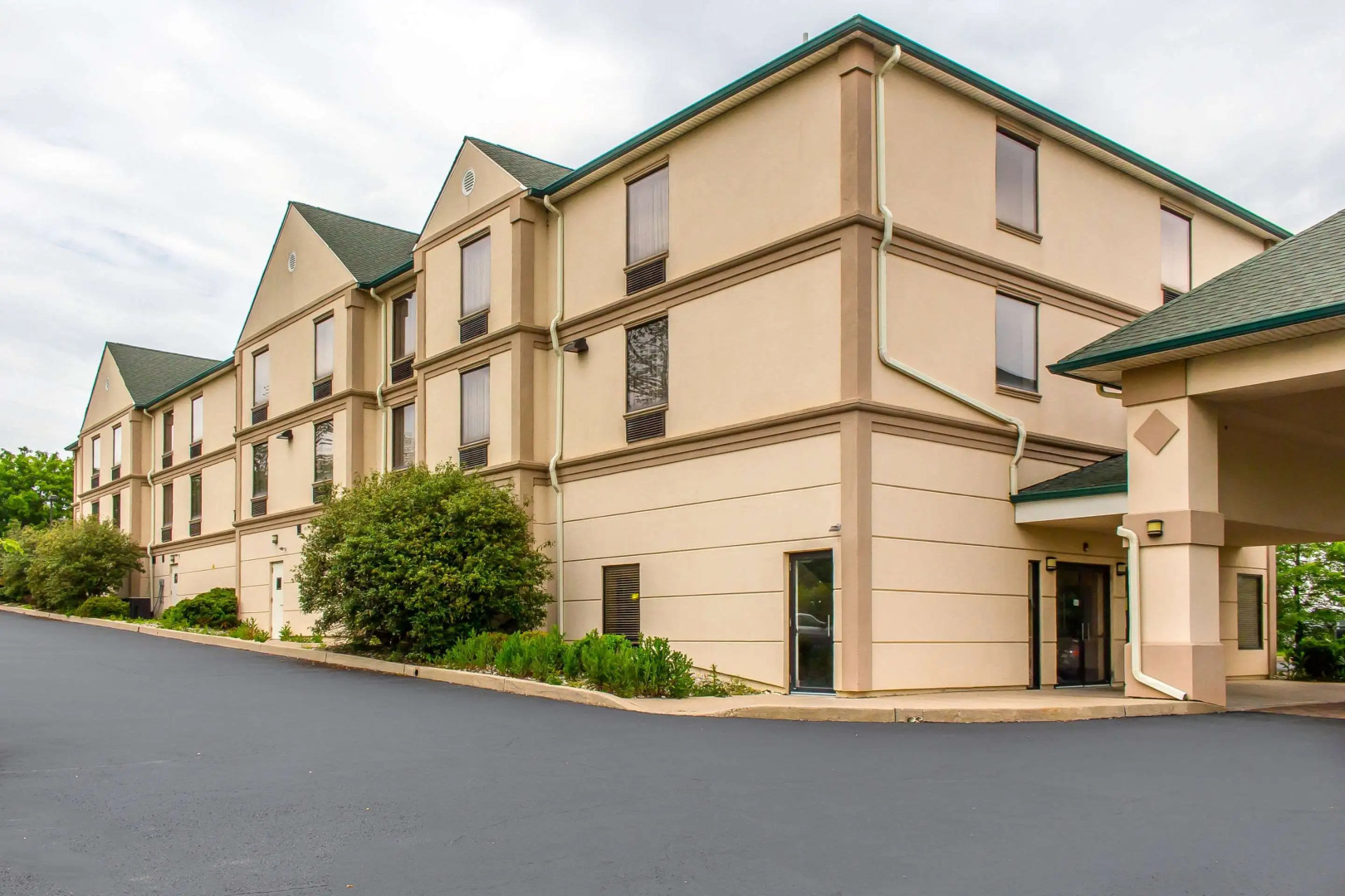 Quality Inn Hackettstown - Long Valley
