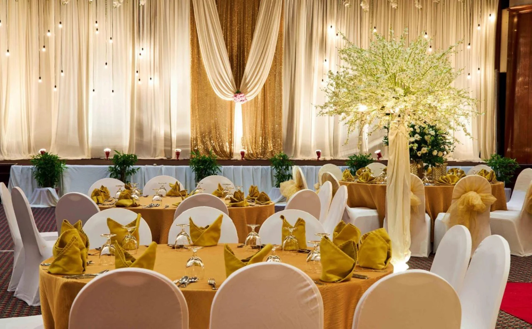 DoubleTree by Hilton Damai Laut Resort