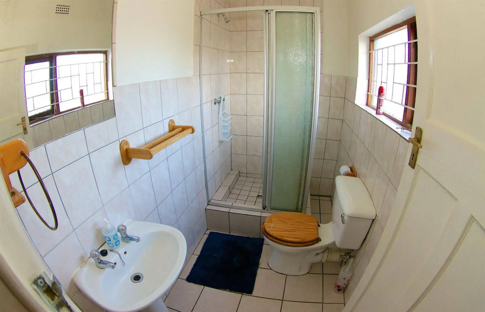 Island Vibe Knysna Hostel