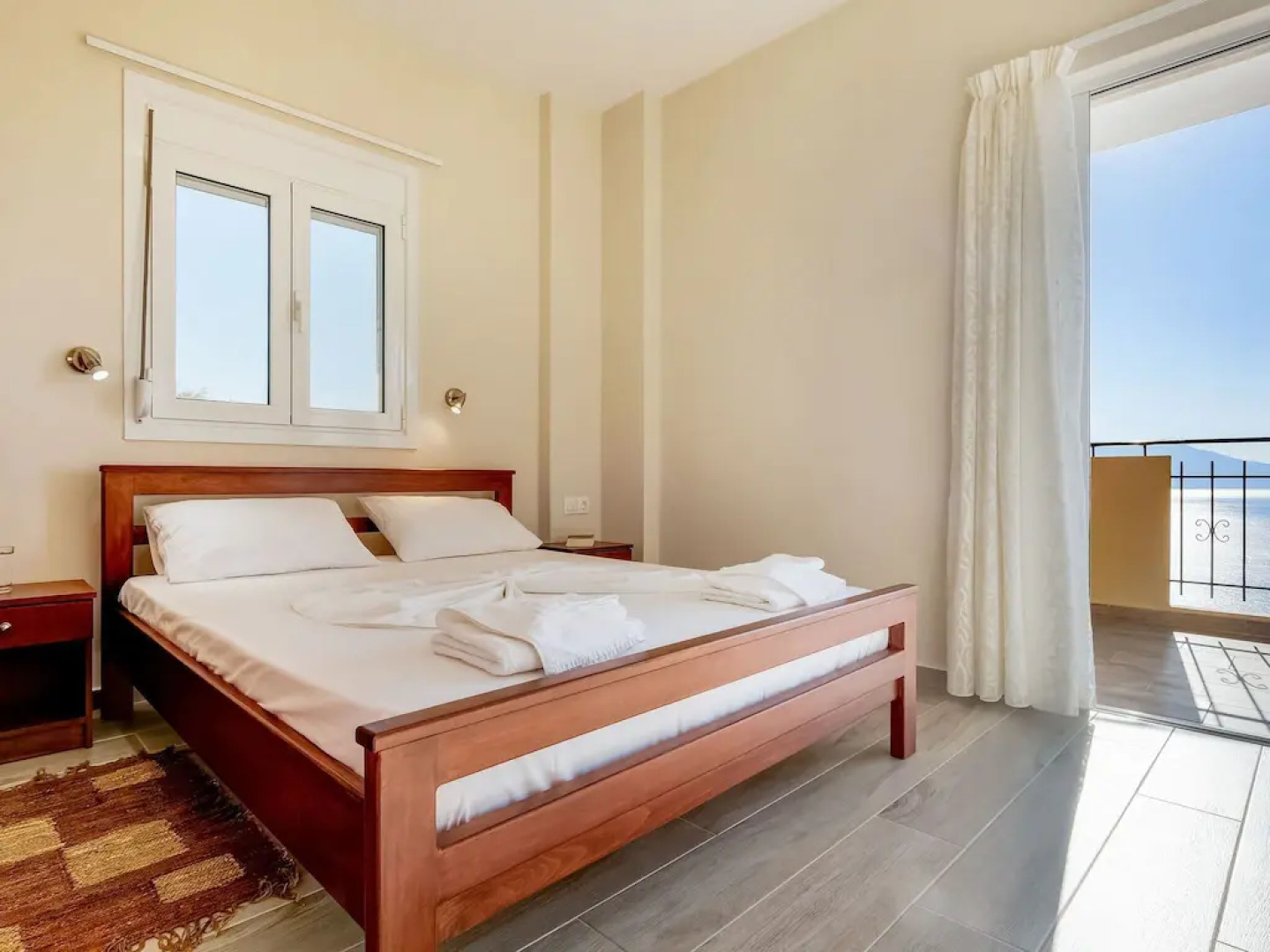 Seaview Studio 5 pers panoramic seaview in beautiful setting