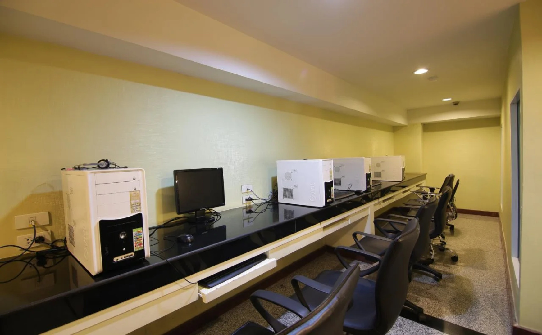 Convenient Park Bangkok Hotel