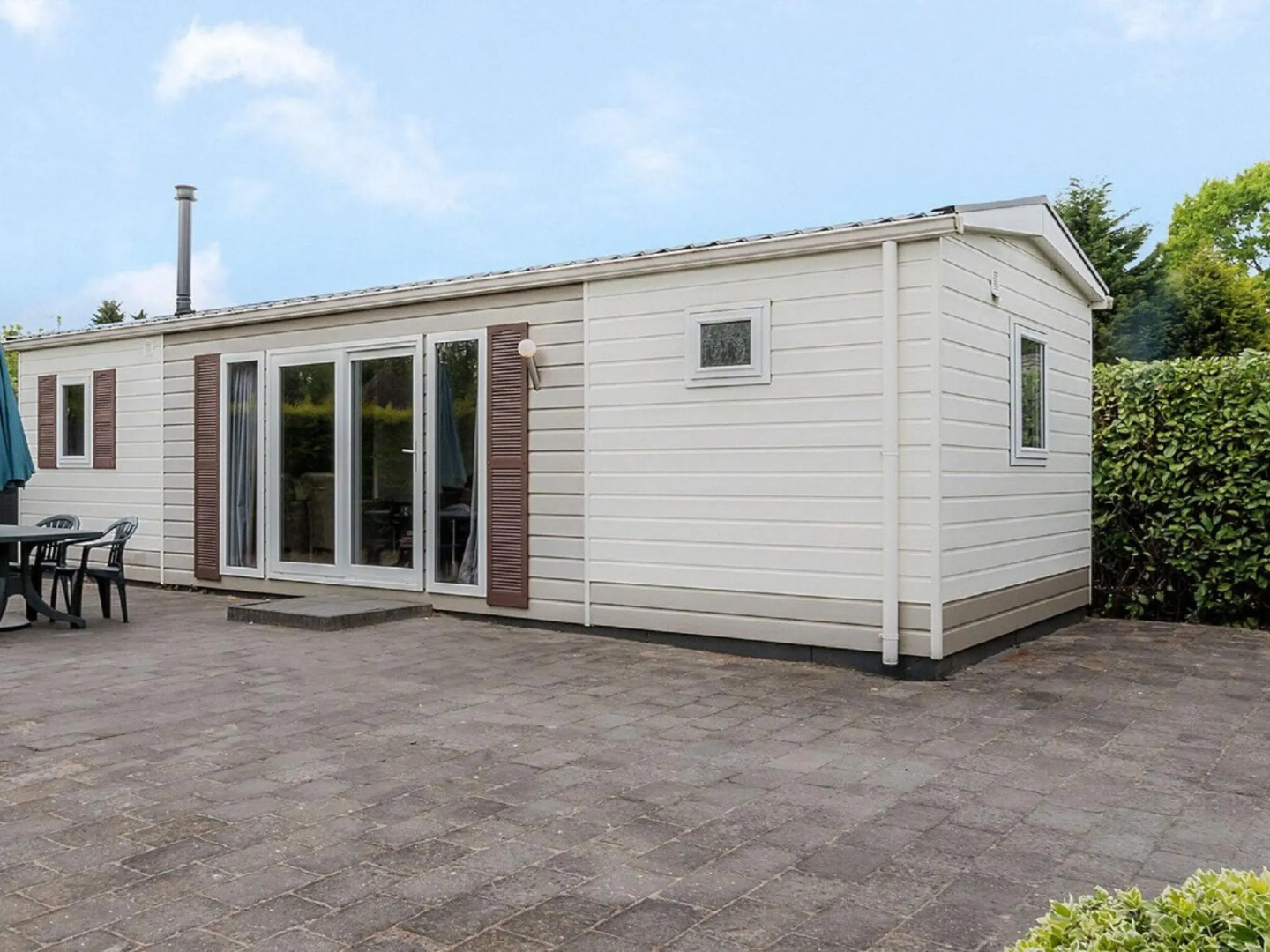 Chalet in Holiday Park With Private Terrace