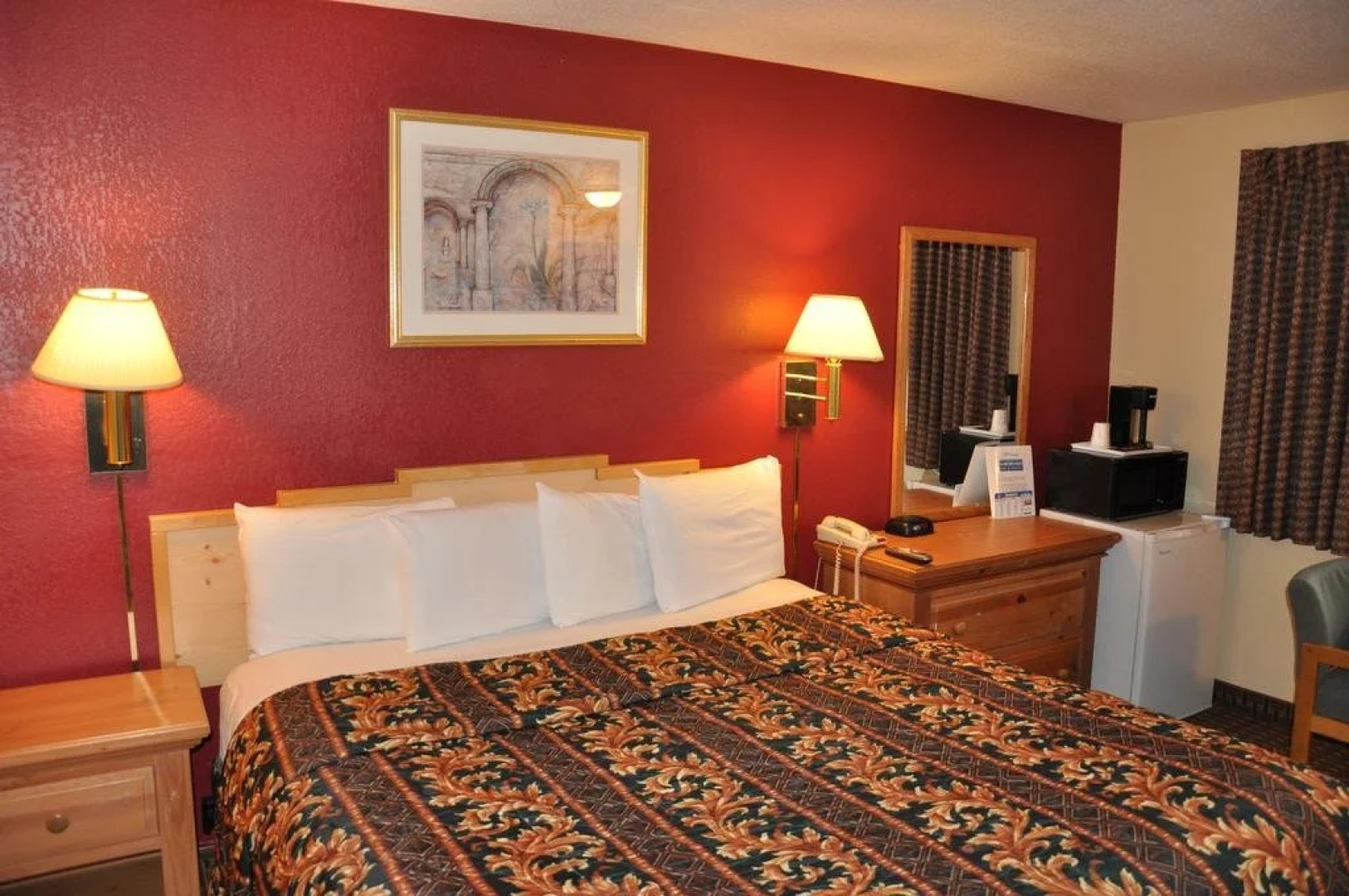 Holiday Inn Express & Suites Bloomington W Mall