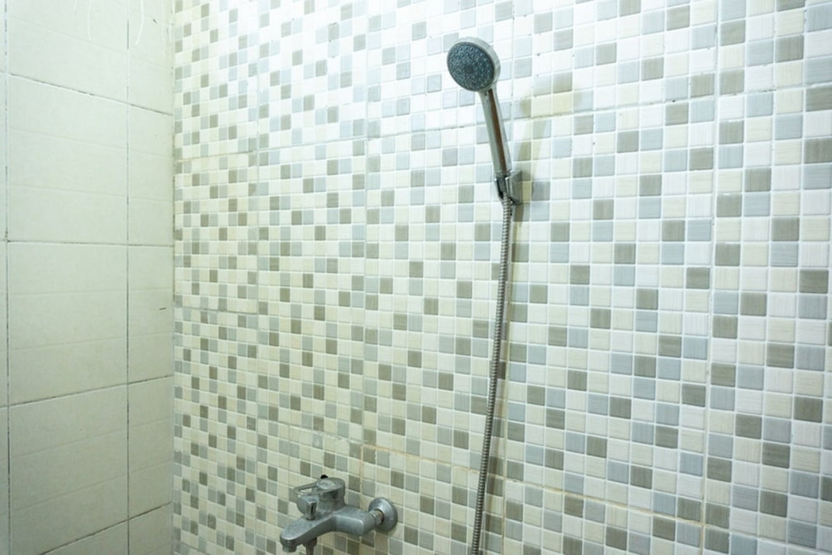 RedDoorz Plus @ Ende City Center