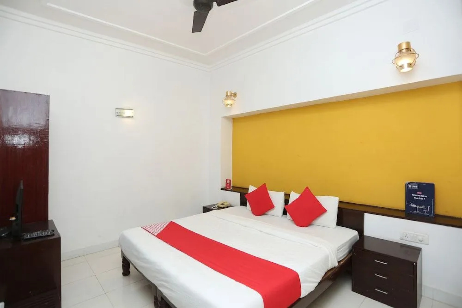 OYO 2877 Hotel Narayana Palace