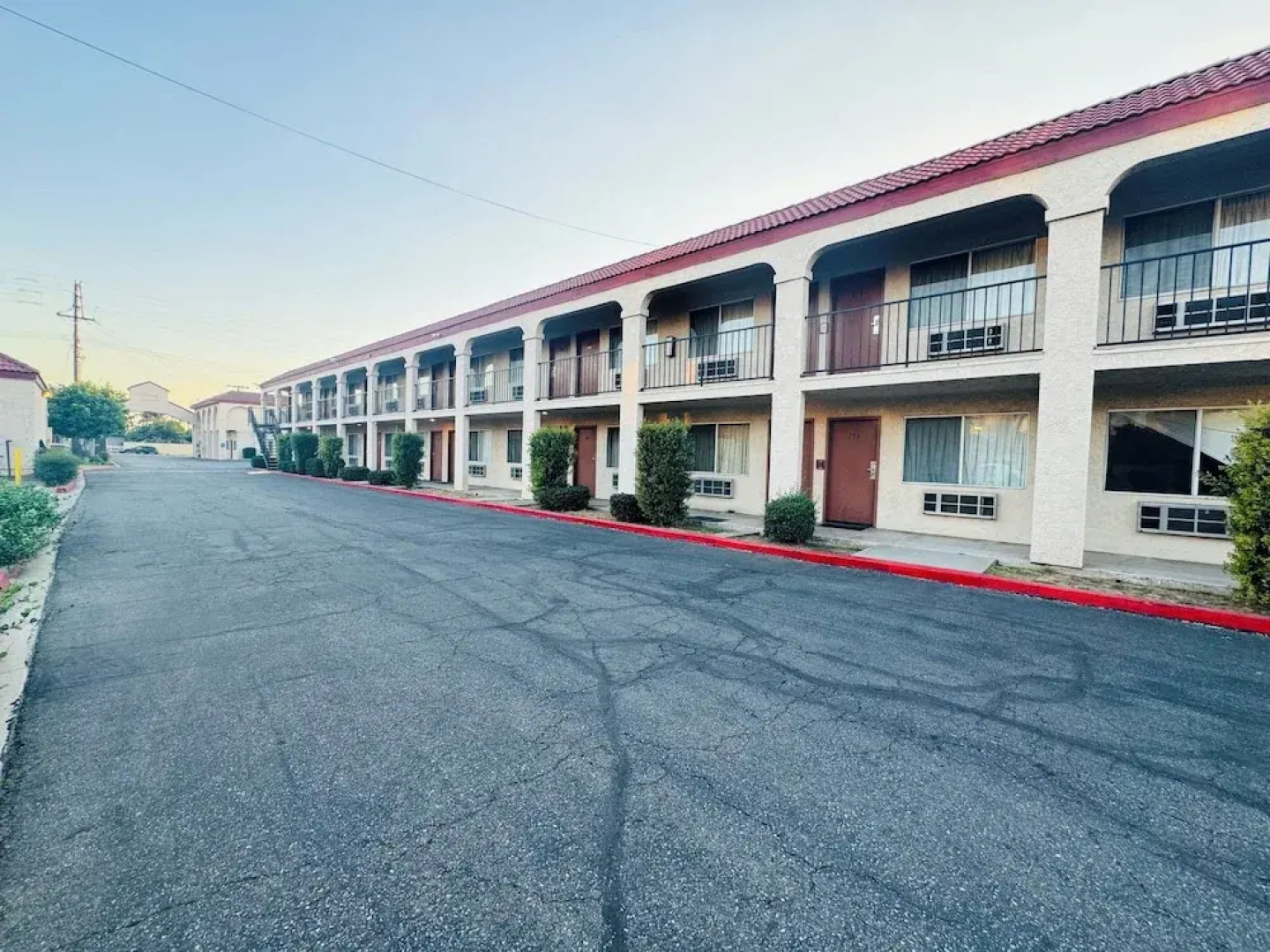 Casa Blanca Hotel & Suites Azusa