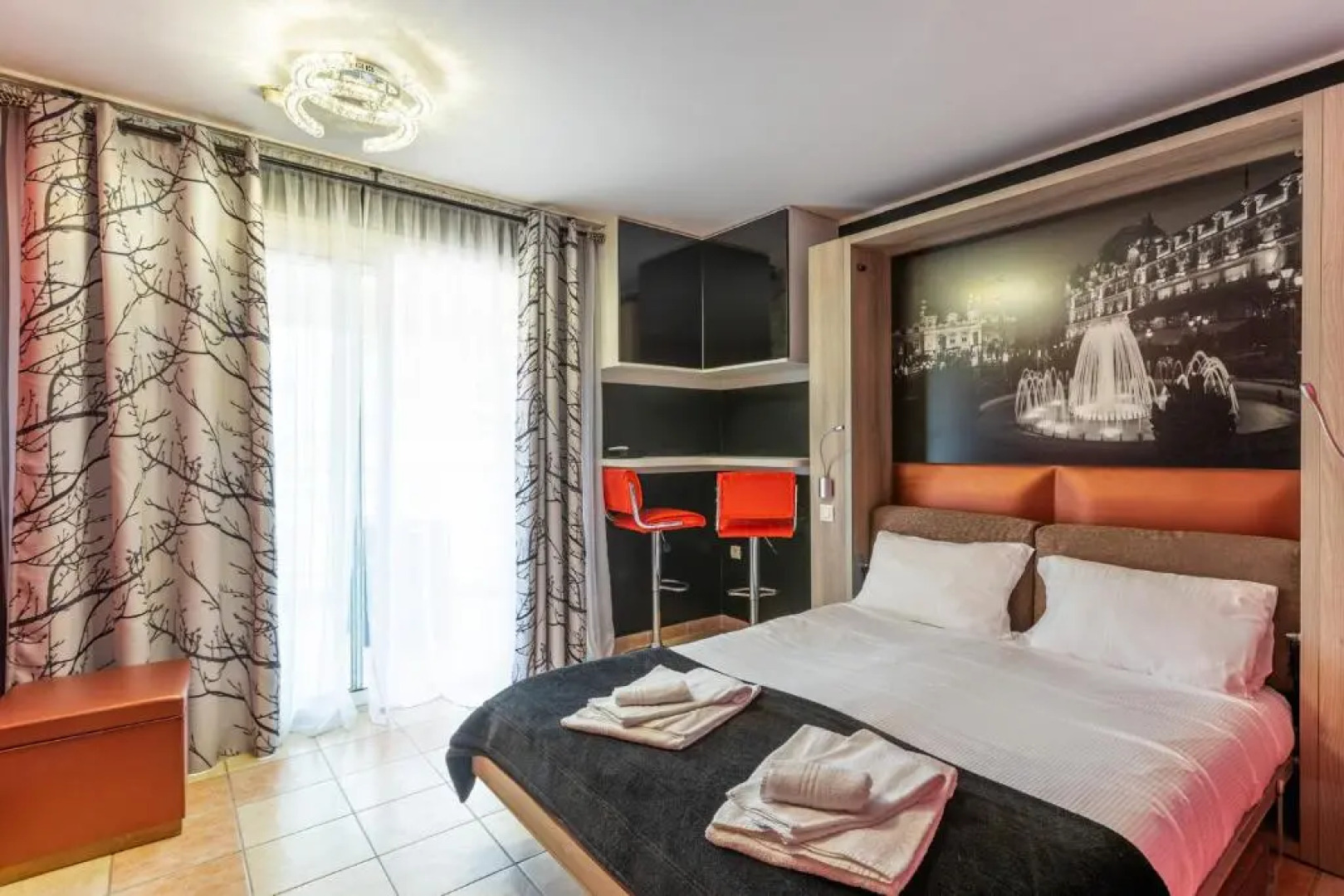 Palais Josephine Cosy studio with free parking