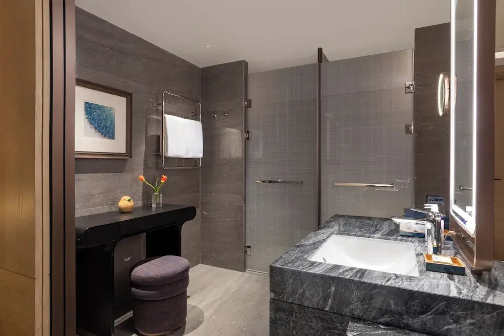 voco Sanya Dadonghai by IHG