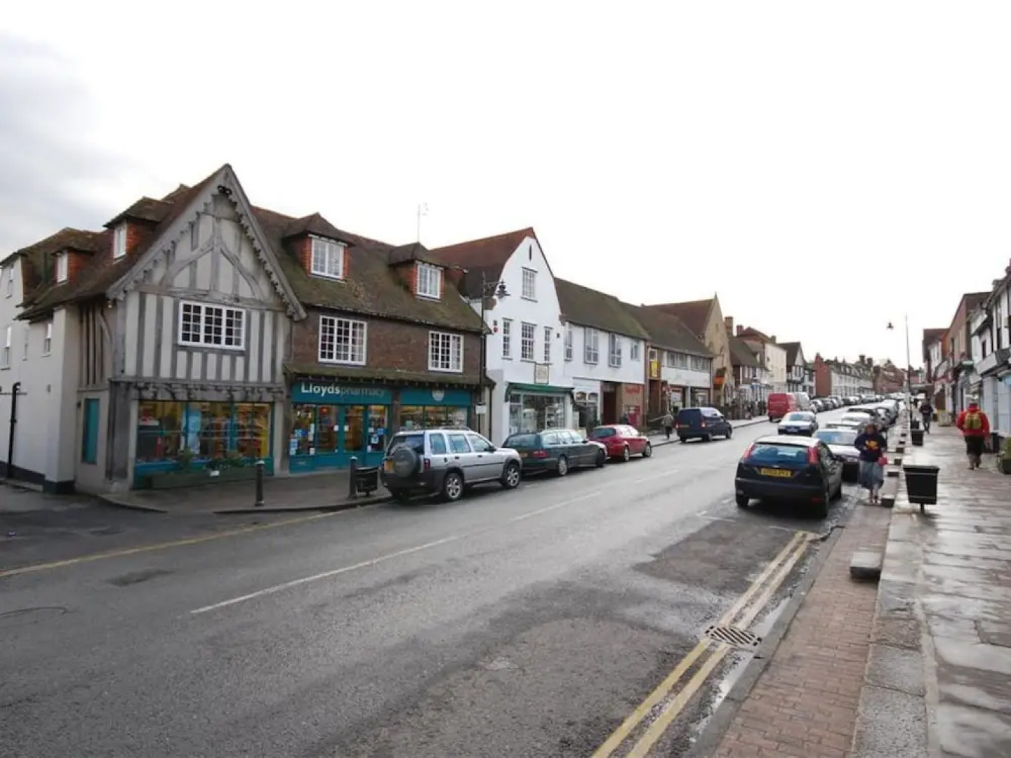 Lovely Apartment in Cranbrook With Serene View