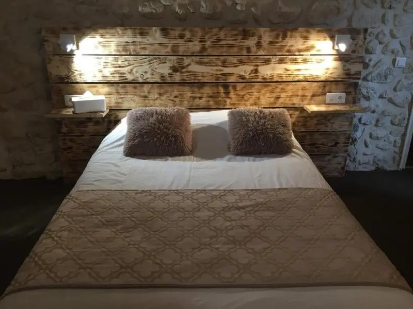 Logis Hotel Le Mas De Lily-Rose