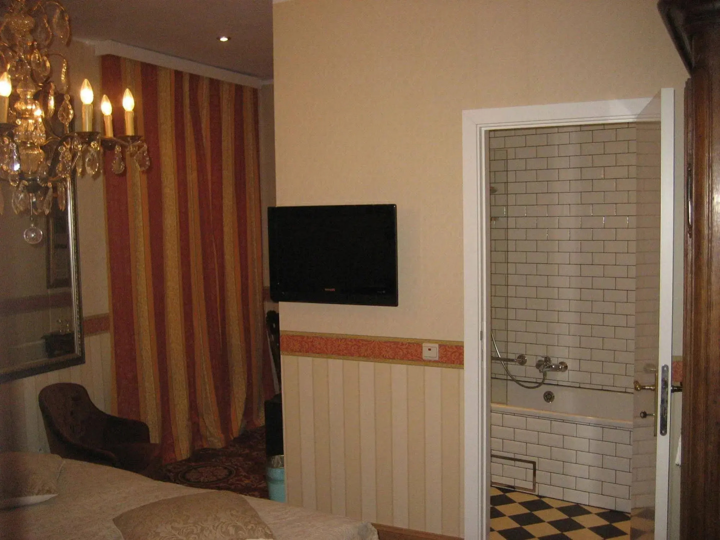 Avenue Hotel by F-Hotels