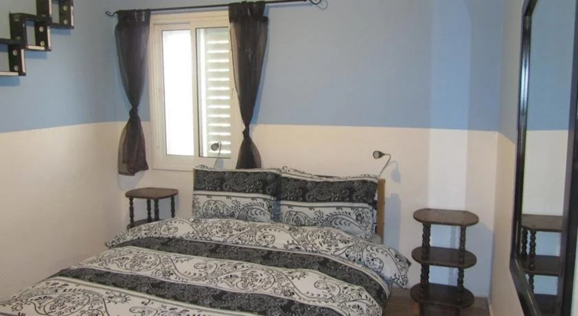 The Green Backpackers