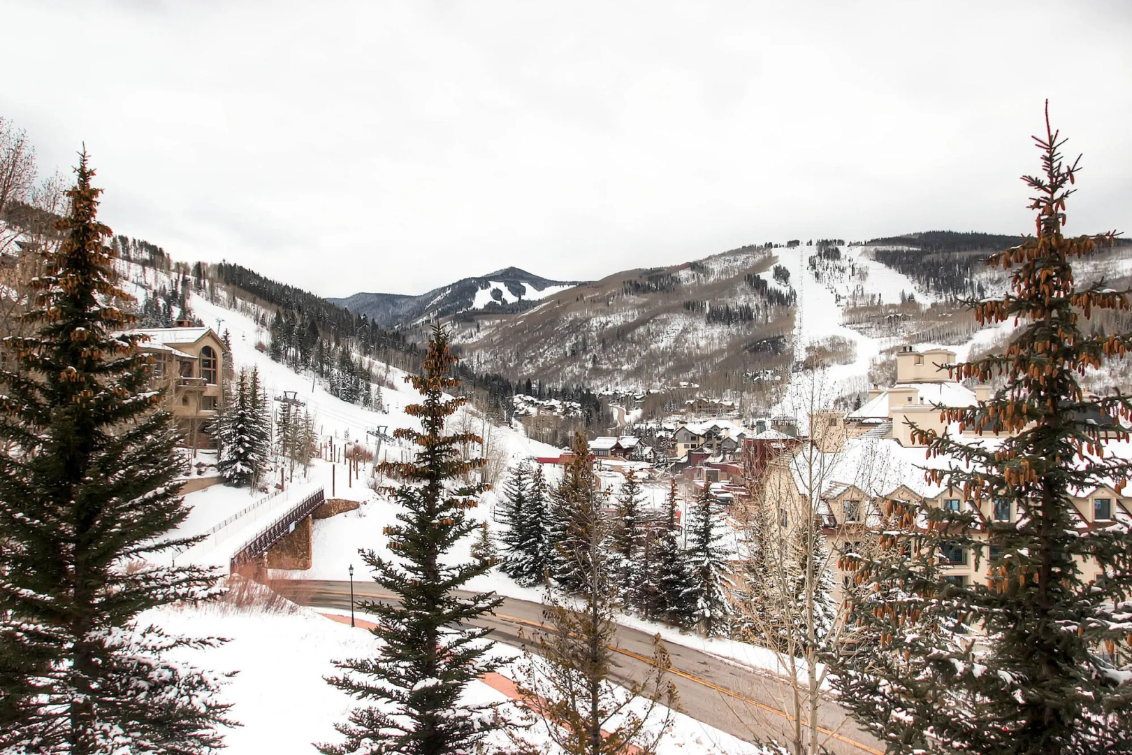 Kiva Lodge by East West Hospitality