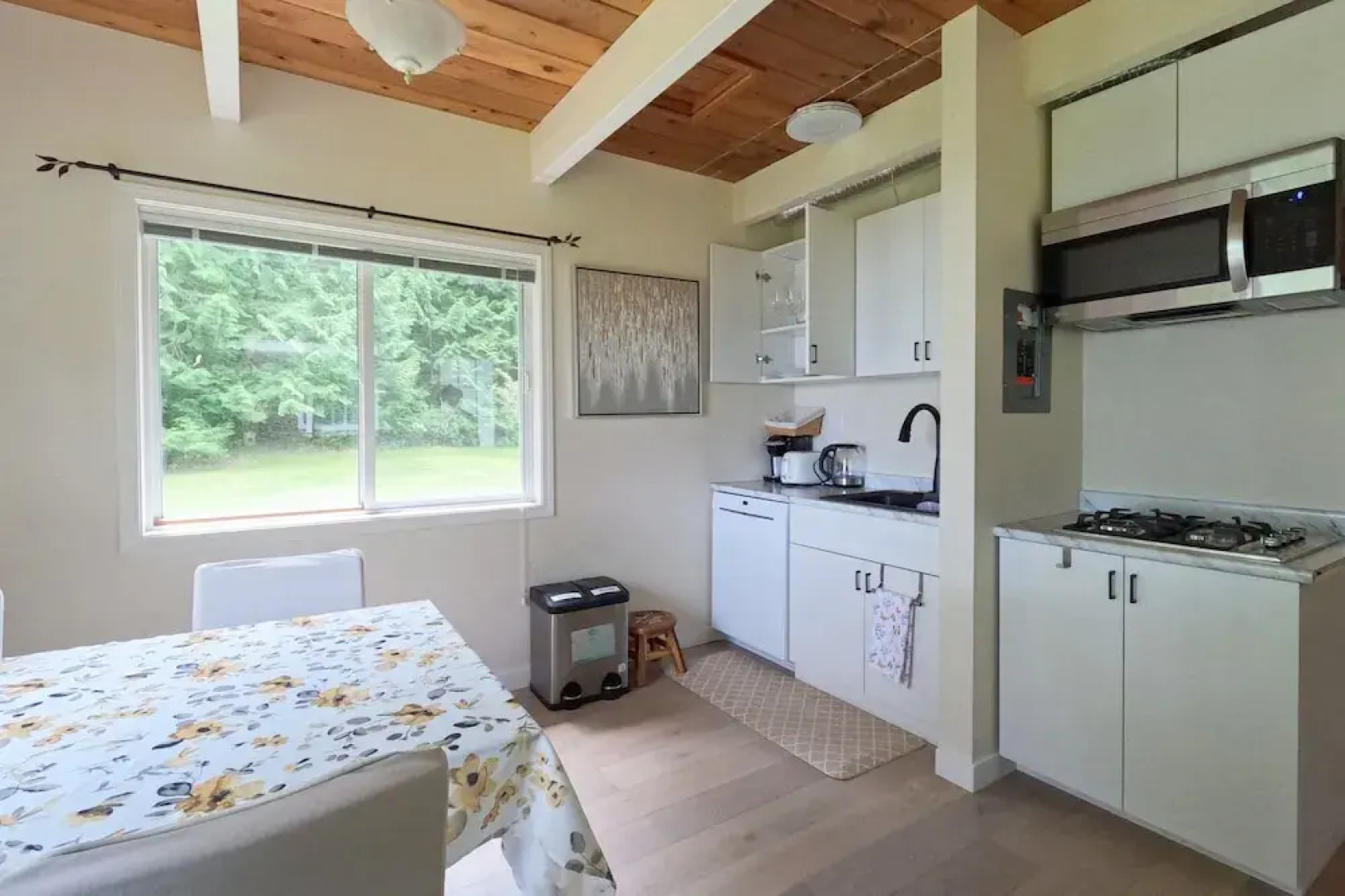 Sea La Vie Rare Peaceful Hidden Gem