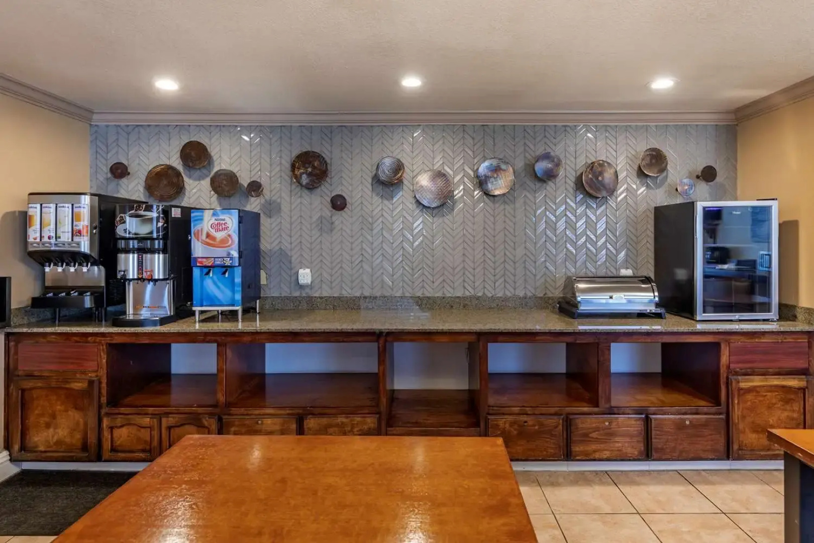 Best Western Plus John Jay Inn & Suites