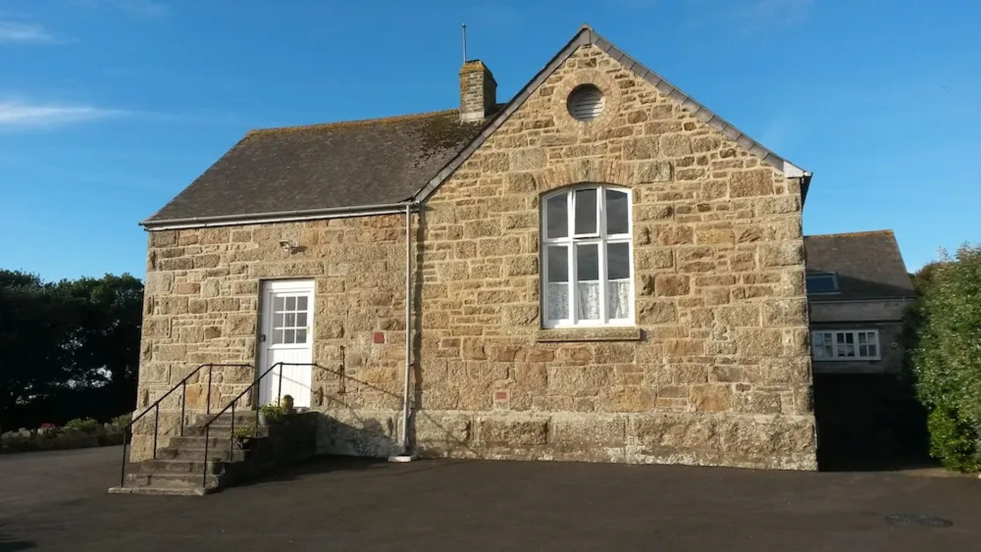 The Old Primary School Apartments
