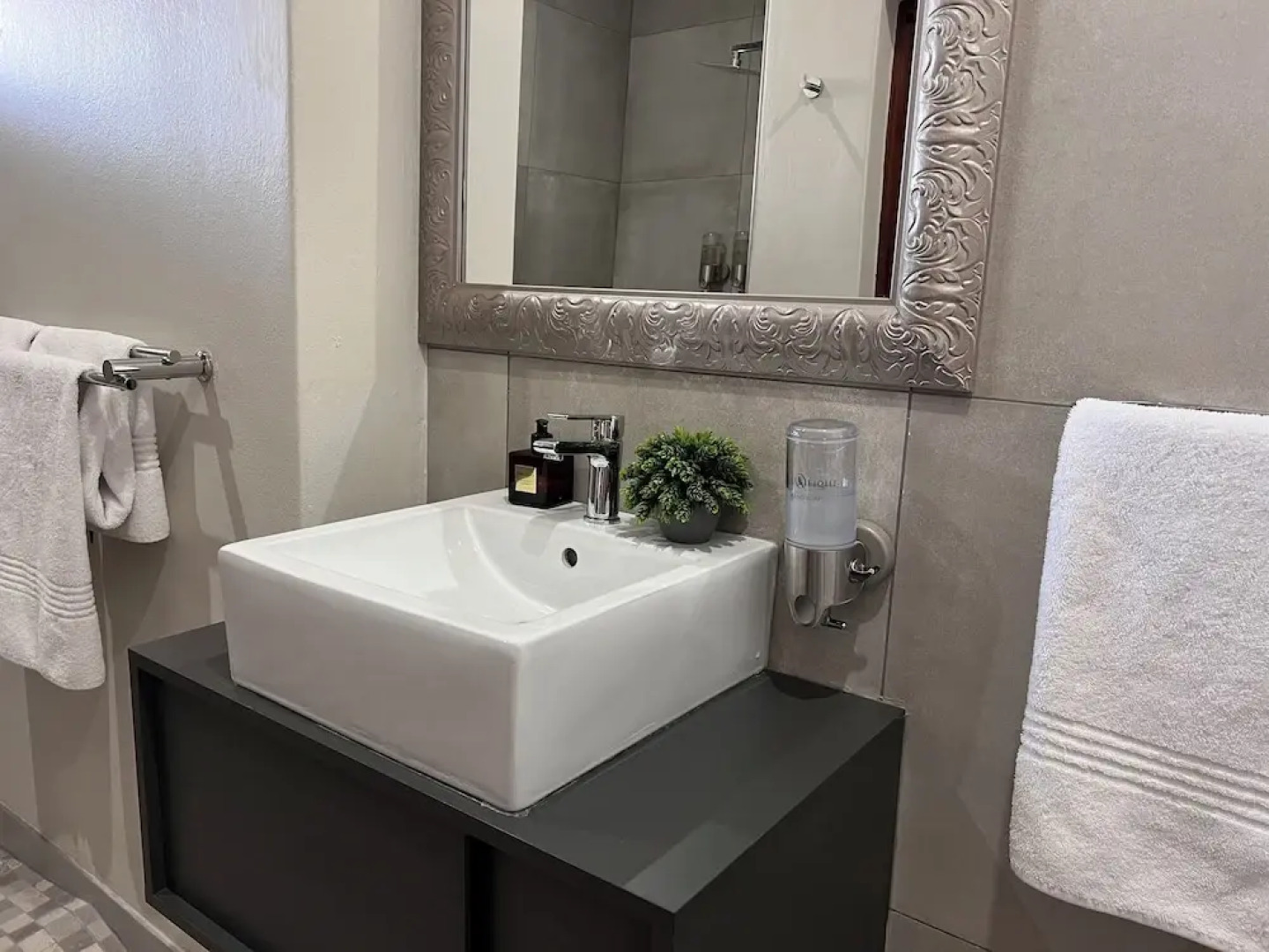 One O Eight Boutique Hotel